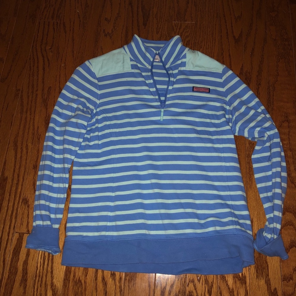Vineyard Vines pull over